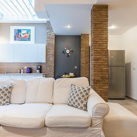 Elegant Kerameikos Apartment By Cloudkeys アテネ エクステリア 写真